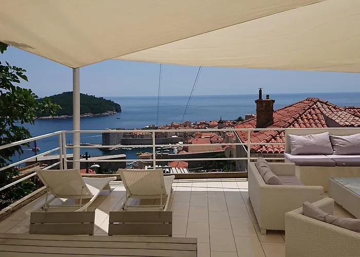 Apartment Chic Ploce